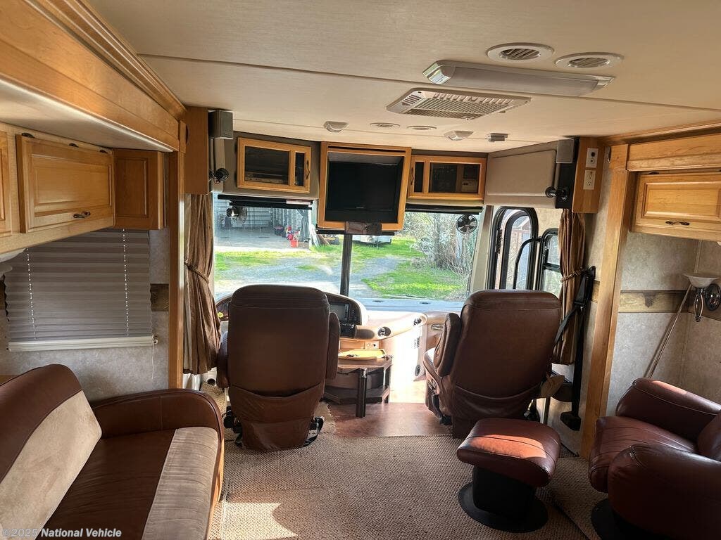 Used 2004 Fleetwood Discovery 39L available in Sebastopol, California