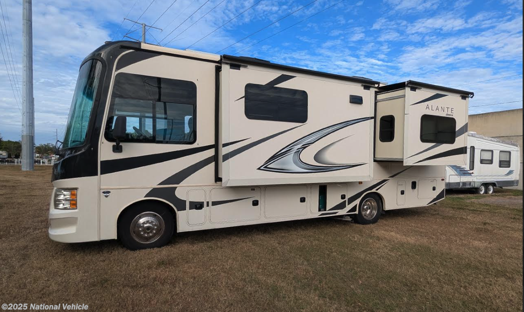 Email now about this 2023 Jayco Alante 27A! Used 2023 Jayco Alante 27A available in St Petersberg, Florida