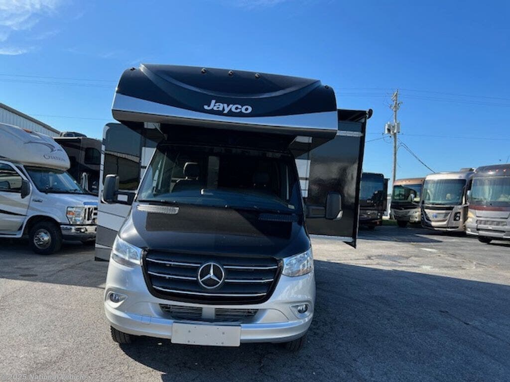 Call now about this 2021 Jayco Melbourne 24L! 2021 Jayco Melbourne 24L - Used Class C For Sale by National Vehicle in Perryville, Missouri