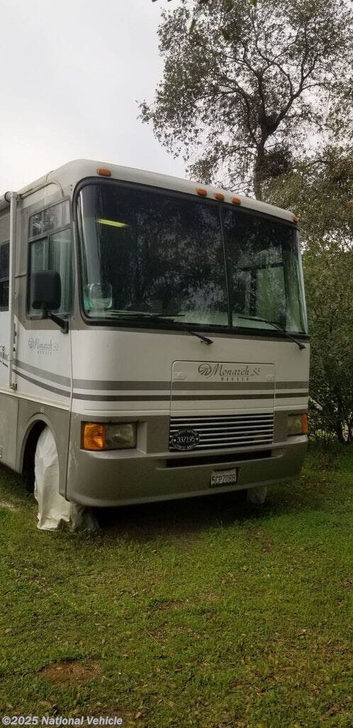 Call now about this 2003 Monaco RV Monarch SE 34PBD! 2003 Monaco RV Monarch SE 34PBD - Used Class A For Sale by National Vehicle in Citrus Heights, California