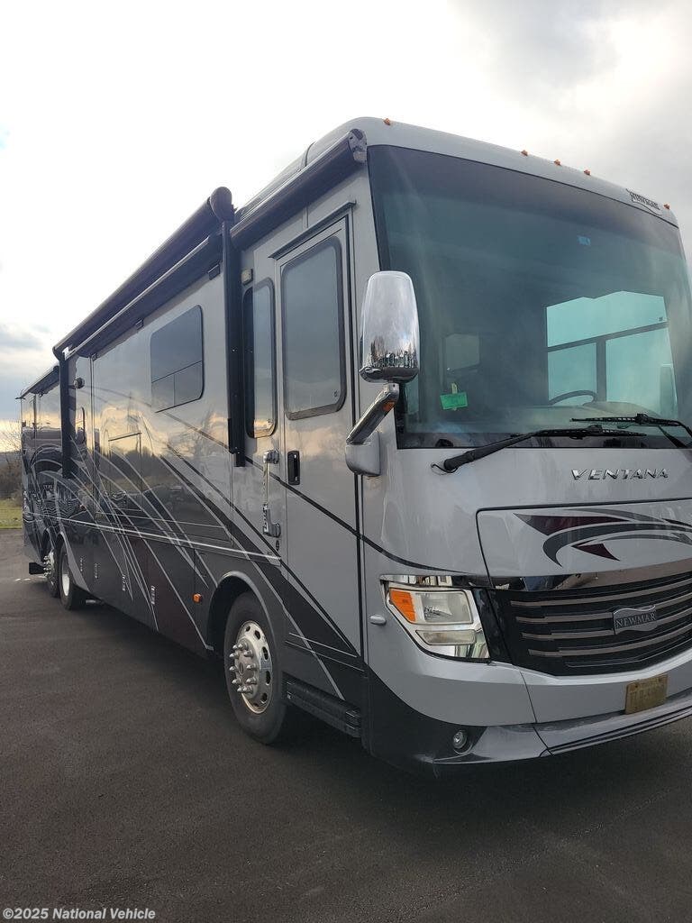 Email now about this 2016 Newmar Ventana 4037! Used 2016 Newmar Ventana 4037 available in Leesburg, Virginia