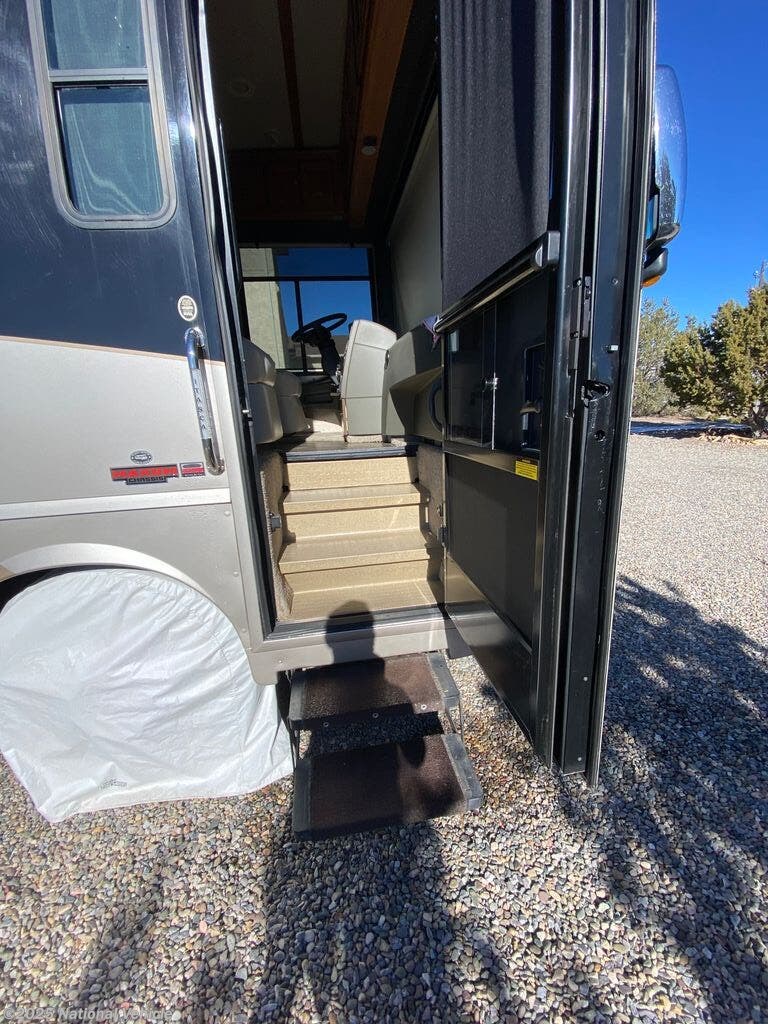 Used 2010 Itasca Meridian 40T available in Farmington, New Mexico