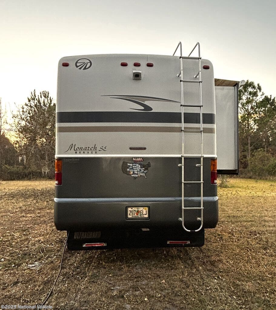 Contact us now about this 2005 Monaco RV Monarch SE 30PDD! 2005 Monarch SE 30PDD by Monaco RV from National Vehicle in Stark, Florida