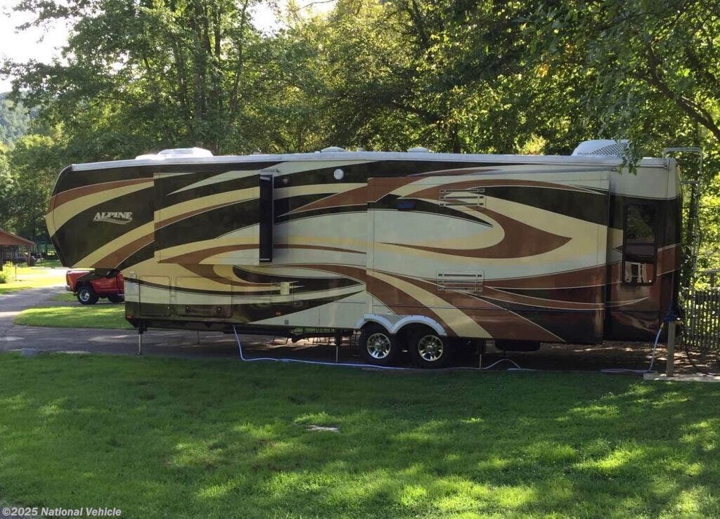 Email now about this 2013 Keystone Alpine 3720FB! Used 2013 Keystone Alpine 3720FB available in San Antonio, Texas