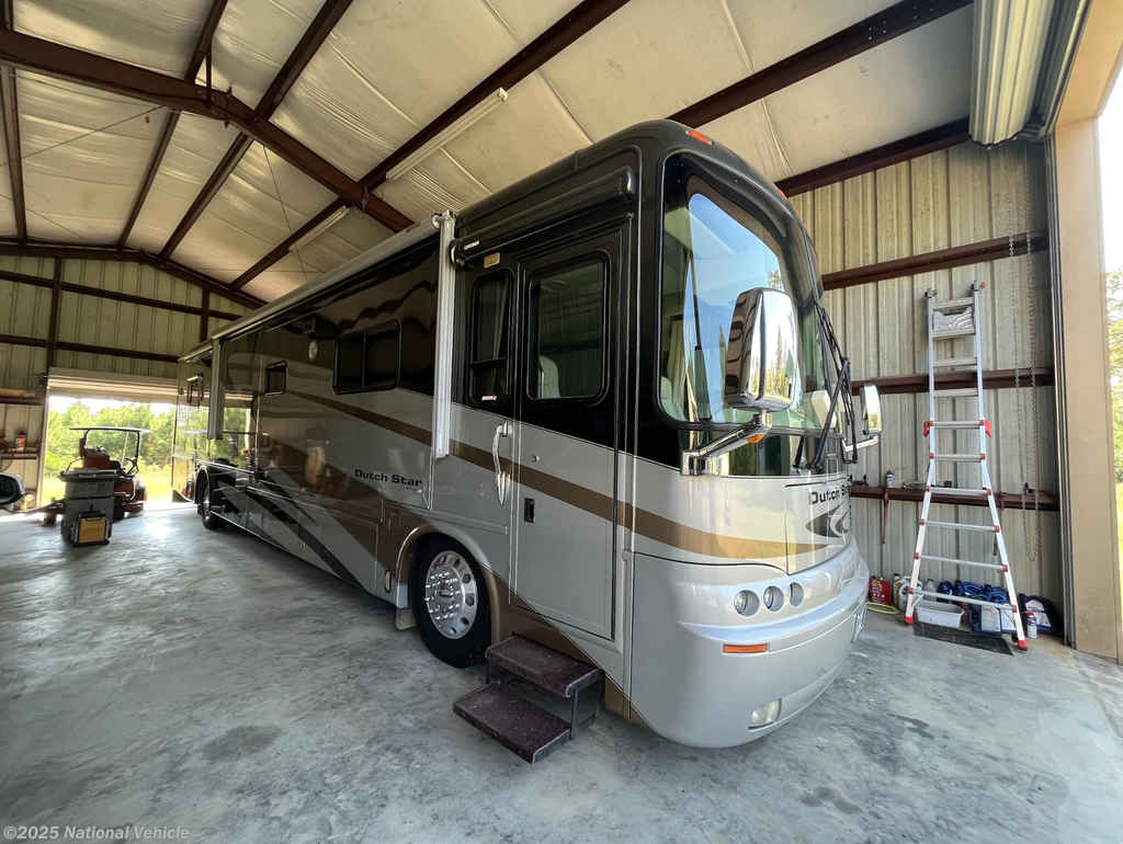 Email now about this 2005 Newmar Dutch Star 4023! Used 2005 Newmar Dutch Star 4023 available in Rockwall, Texas