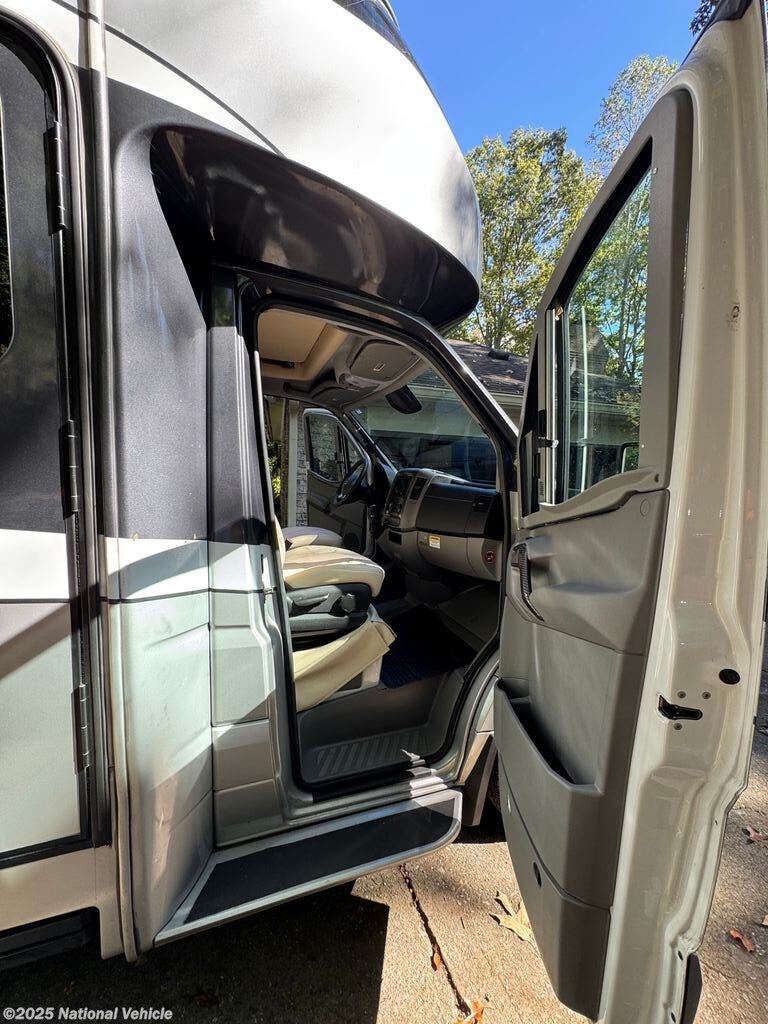 Contact us now about this 2019 Tiffin Wayfarer 24TW! 2019 Wayfarer 24TW by Tiffin from National Vehicle in Marietta, Georgia