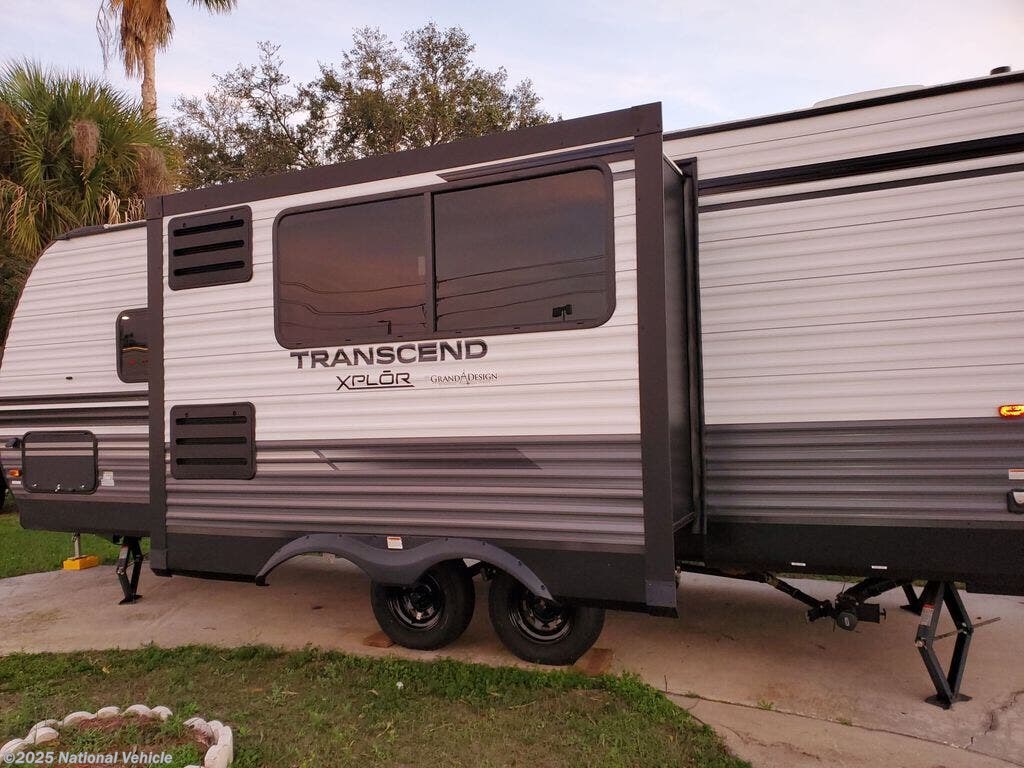 Call now about this 2020 Grand Design Transcend Xplor 221RB! 2020 Grand Design Transcend Xplor 221RB - Used Travel Trailer For Sale by National Vehicle in Tampa, Florida