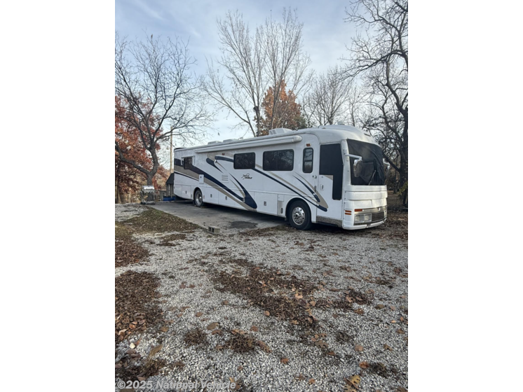 Email now about this 2001 Fleetwood American Eagle 40EMS! Used 2001 Fleetwood American Eagle 40EMS available in Lee's Summit, Missouri