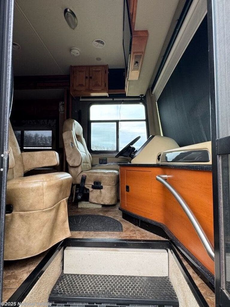 Contact us now about this 2013 Tiffin Allegro Breeze 32BR! 2013 Allegro Breeze 32BR by Tiffin from National Vehicle in Mechanicsburg, Pennsylvania