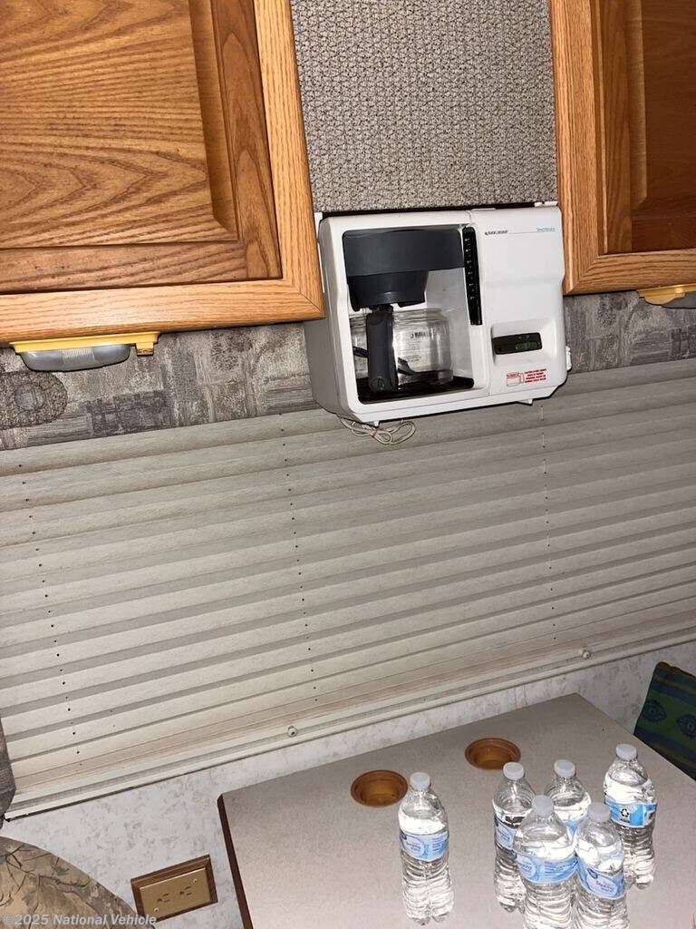 Used 2001 Itasca Sunrise 26P available in Norman, Arkansas