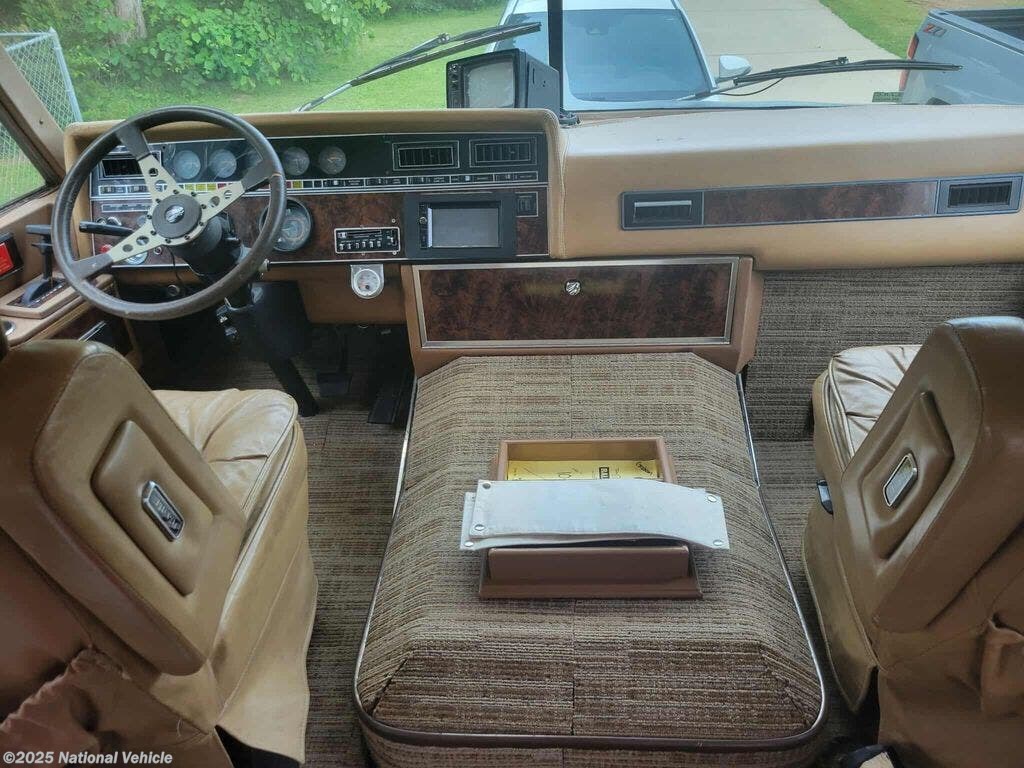 Contact us now about this 1985 Airstream Excella 34! 1985 Excella 34 by Airstream from National Vehicle in Rock Hill, South Carolina