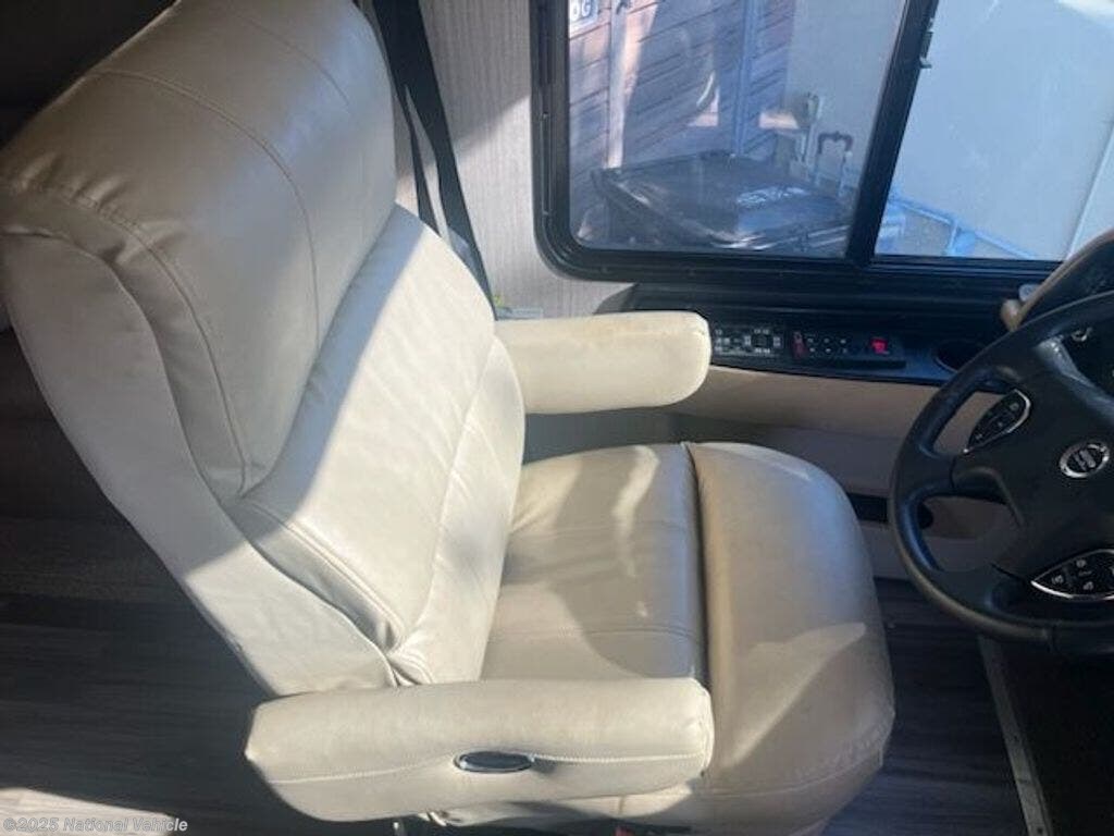 Used 2013 Newmar Ventana LE 3634 available in Simi Valley, California