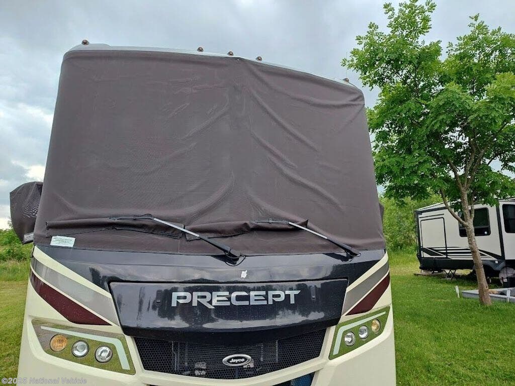 Contact us now about this 2020 Jayco Precept 31UL! 2020 Precept 31UL by Jayco from National Vehicle in Sebring, Florida