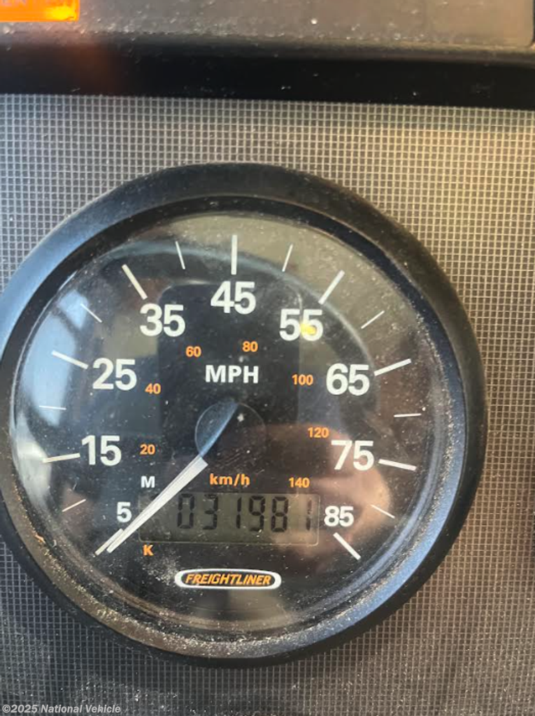 Call now about this 2006 National RV Tropi-Cal 340! 2006 National RV Tropi-Cal 340 - Used Class A For Sale by National Vehicle in Knoxville, Tennessee