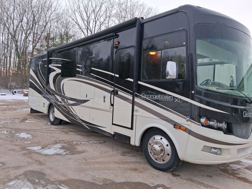 Email now about this 2016 Forest River Georgetown XL 377TS! Used 2016 Forest River Georgetown XL 377TS available in Green Bay, Wisconsin