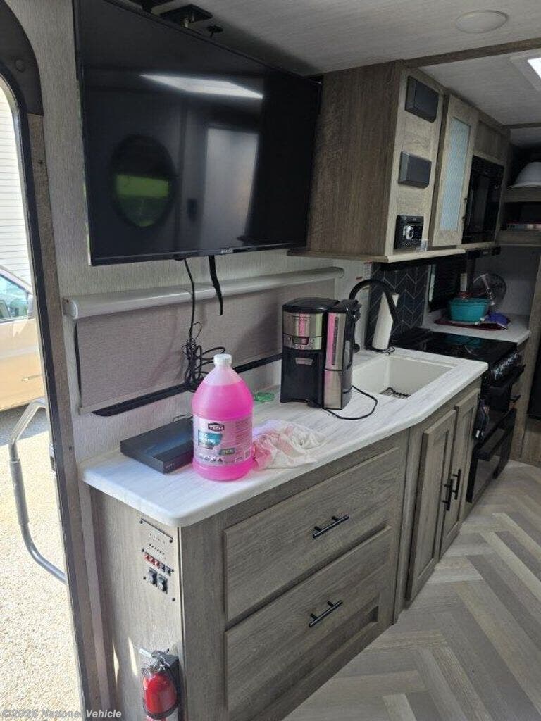 Used 2022 Forest River Wildwood Heritage Glen HL 17RBHL available in Hackett, Arkansas