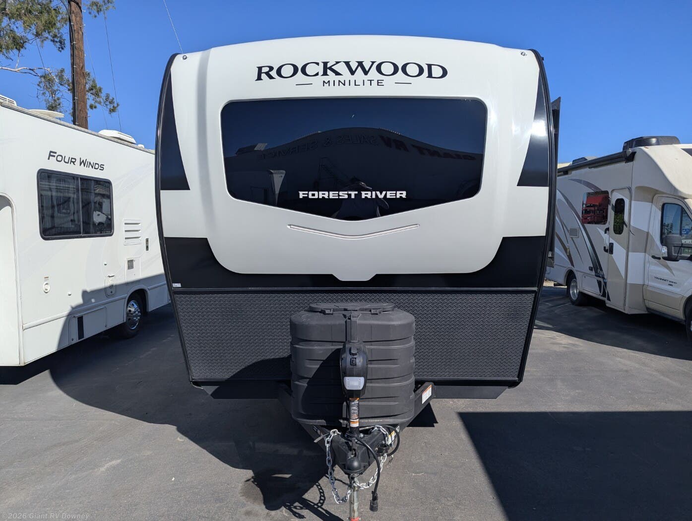 Contact us now about this 2026 Forest River Rockwood Mini Lite 2515S! 2026 Rockwood Mini Lite 2515S by Forest River from Giant RV in Downey, California