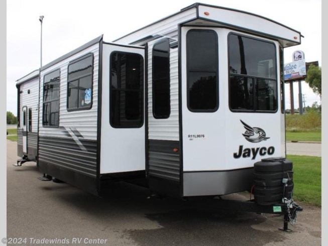 New 2024 Jayco Jay Flight Bungalow 40LOFT available in Clio, Michigan