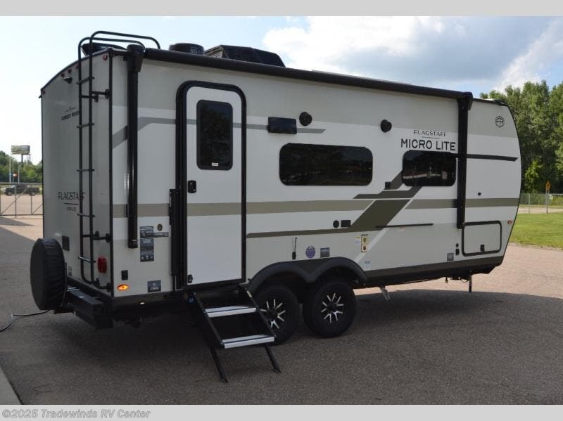 Contact us now about this 2026 Forest River Flagstaff Micro Lite 21FBRS! 2026 Flagstaff Micro Lite 21FBRS by Forest River from Tradewinds RV Center in Clio, Michigan