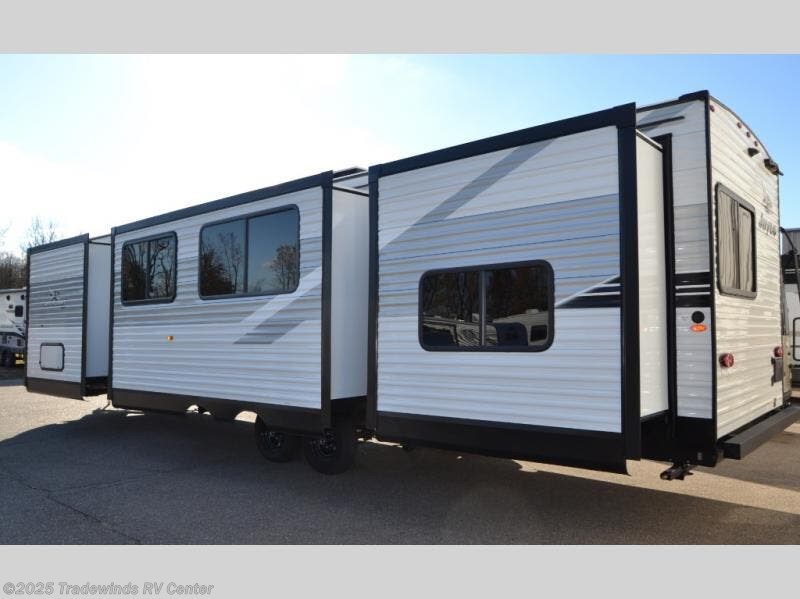 New 2026 Jayco Jay Flight SLX 325BHT available in Clio, Michigan
