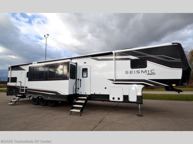Email now about this 2026 Jayco Seismic 395! New 2026 Jayco Seismic 395 available in Clio, Michigan