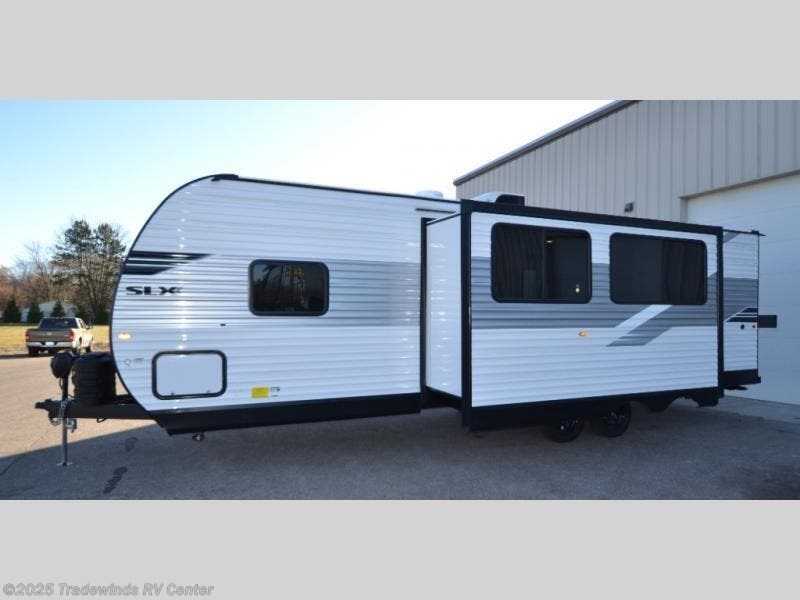 Contact us now about this 2026 Jayco Jay Flight SLX 263BHS! 2026 Jay Flight SLX 263BHS by Jayco from Tradewinds RV Center in Clio, Michigan