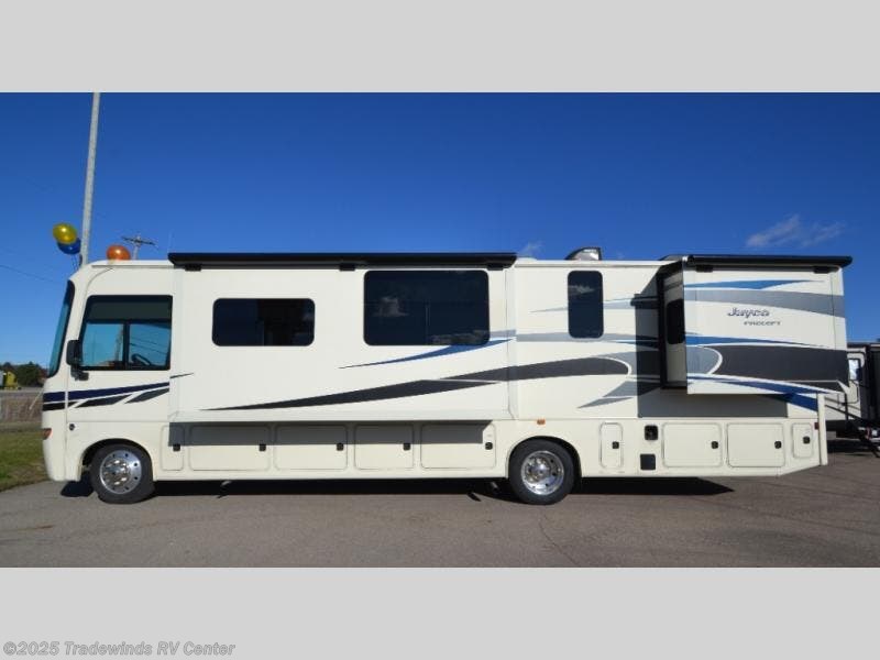 Email now about this 2016 Jayco Precept 35S! Used 2016 Jayco Precept 35S available in Clio, Michigan