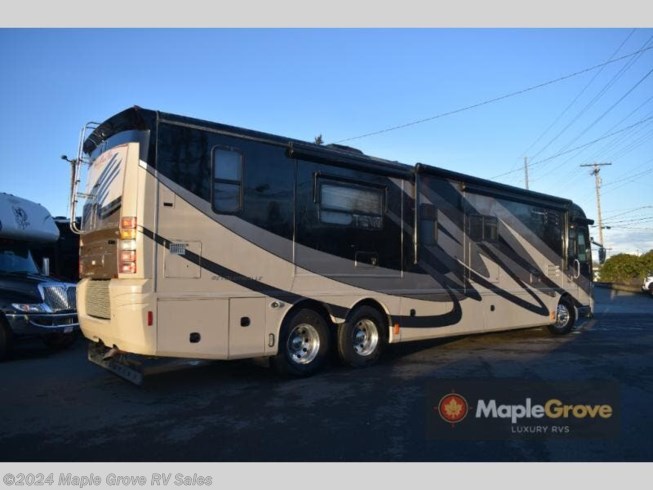 2009 Revolution LE 42K by Fleetwood from Maple Grove RV Sales in Everett, Washington
