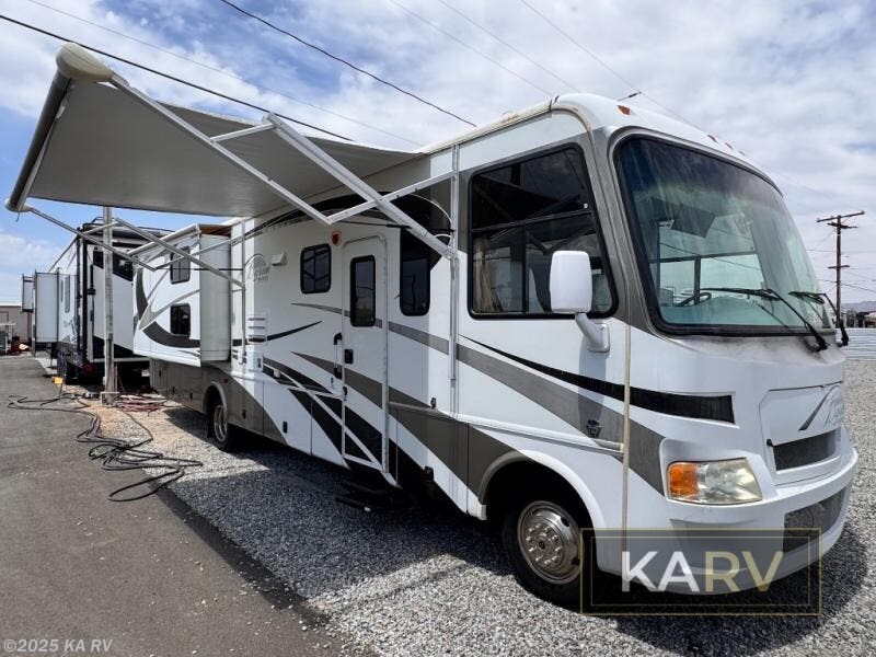 Email now about this 2011 Damon Daybreak 35BD! Used 2011 Damon Daybreak 35BD available in Desert Hot Springs, California