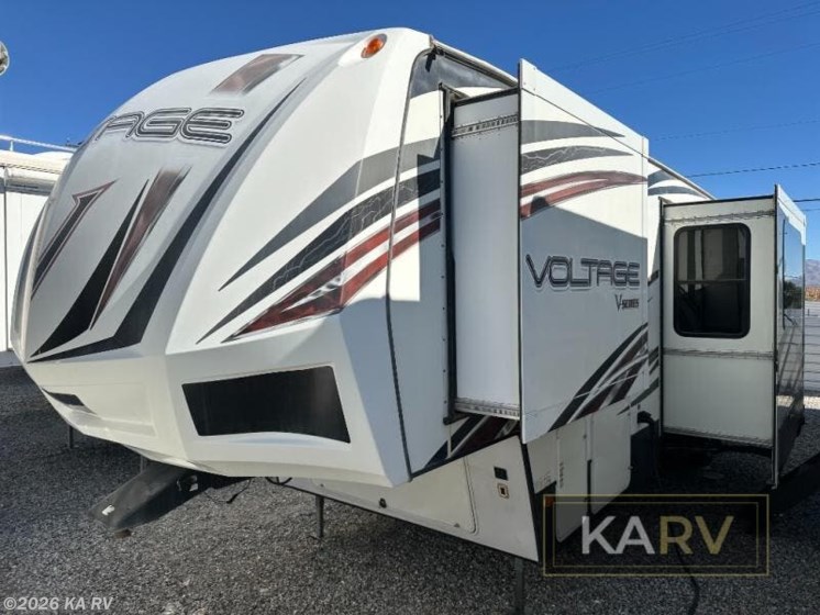 Email now about this 2014 Dutchmen Voltage V-Series V3305! Used 2014 Dutchmen Voltage V-Series V3305 available in Desert Hot Springs, California