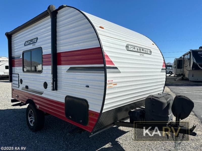 Contact us now about this 2022 Sunset Park RV Sun-Lite Classic 16BH! 2022 Sun-Lite Classic 16BH by Sunset Park RV from KA RV in Desert Hot Springs, California