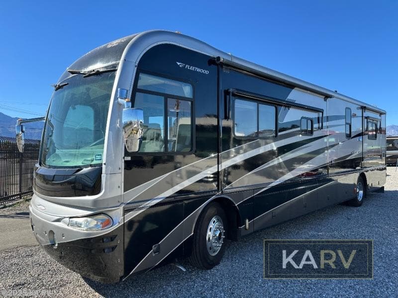 Call now about this 2005 Fleetwood Revolution LE 40 C! 2005 Fleetwood Revolution LE 40 C - Used Class A For Sale by KA RV in Desert Hot Springs, California features Slideout