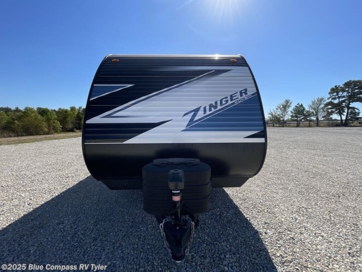 Email now about this 2025 CrossRoads Zinger Lite ZR252BH! New 2025 CrossRoads Zinger Lite ZR252BH available in Tyler, Texas