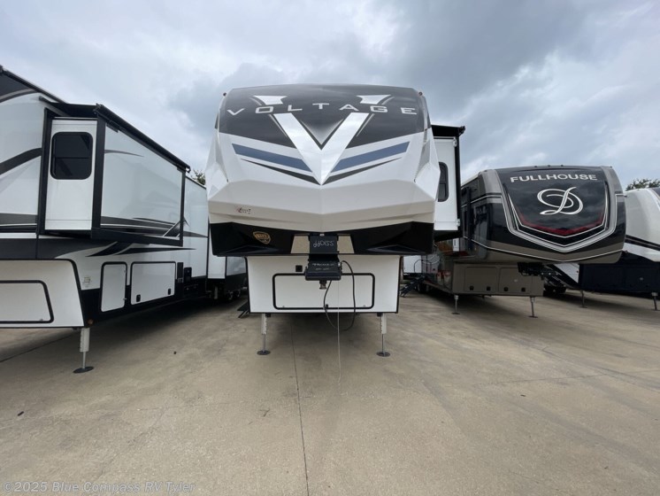 Email now about this 2025 Dutchmen Triton 4013! New 2025 Dutchmen Triton 4013 available in Tyler, Texas