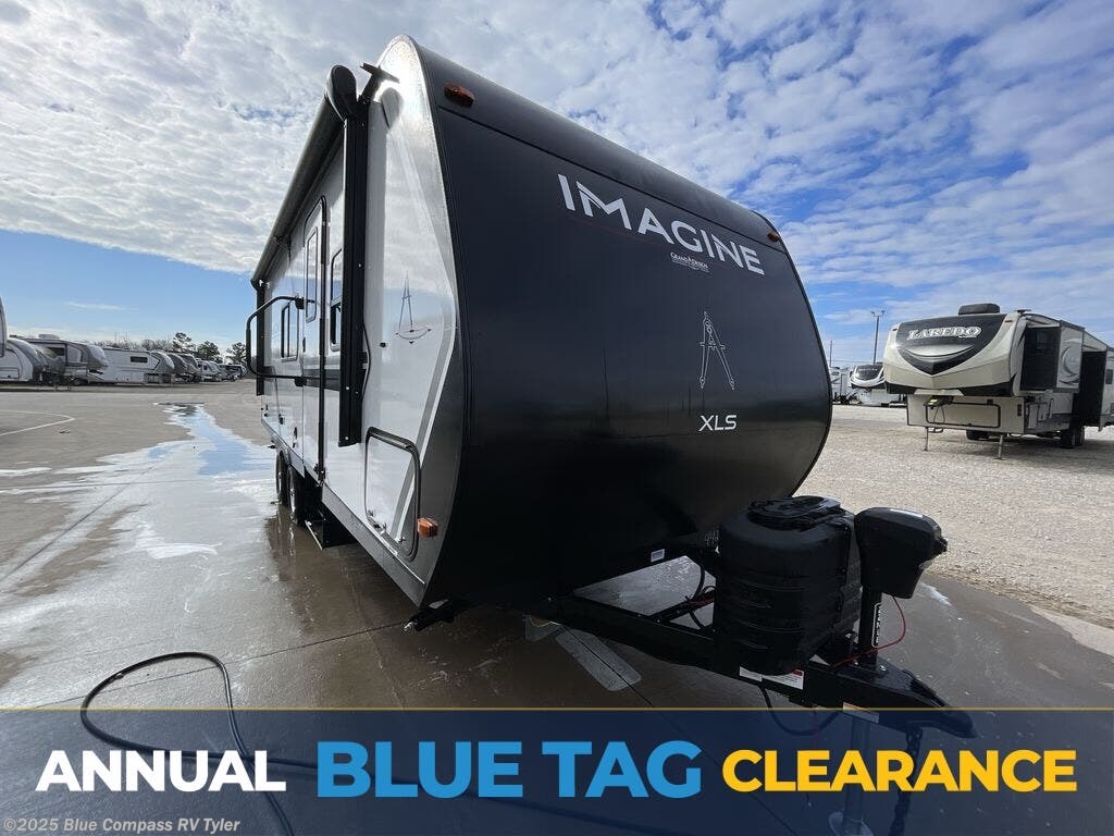 Email now about this 2025 Grand Design Imagine XLS 22MLE! New 2025 Grand Design Imagine XLS 22MLE available in Tyler, Texas