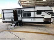 Contact us now about this 2025 Grand Design Transcend Xplor 25MLX! 2025 Transcend Xplor 25MLX by Grand Design from Blue Compass RV Tyler in Tyler, Texas