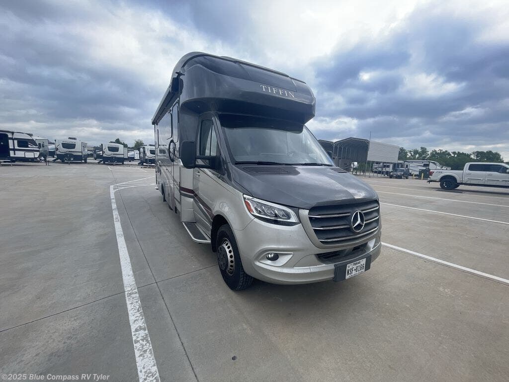 Contact us now about this 2020 Tiffin Wayfarer 24 TW! 2020 Wayfarer 24 TW by Tiffin from Blue Compass RV Tyler in Tyler, Texas