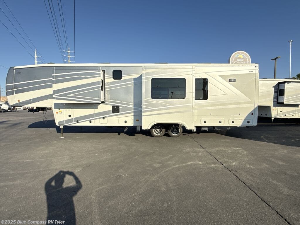 New 2025 DRV Mobile Suites MS 41RKDB available in Tyler, Texas