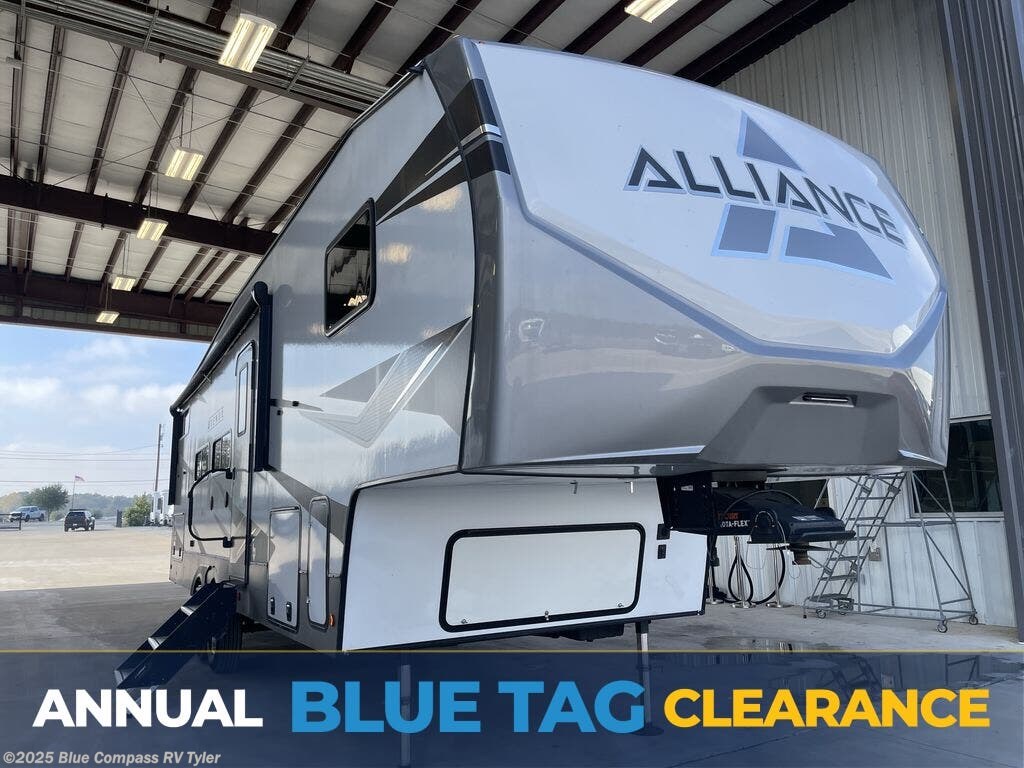 Email now about this 2023 Alliance RV Avenue 31BHS! Used 2023 Alliance RV Avenue 31BHS available in Tyler, Texas