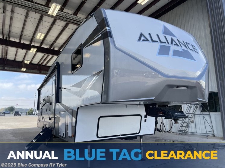 Email now about this 2023 Alliance RV Avenue 31BHS! Used 2023 Alliance RV Avenue 31BHS available in Tyler, Texas