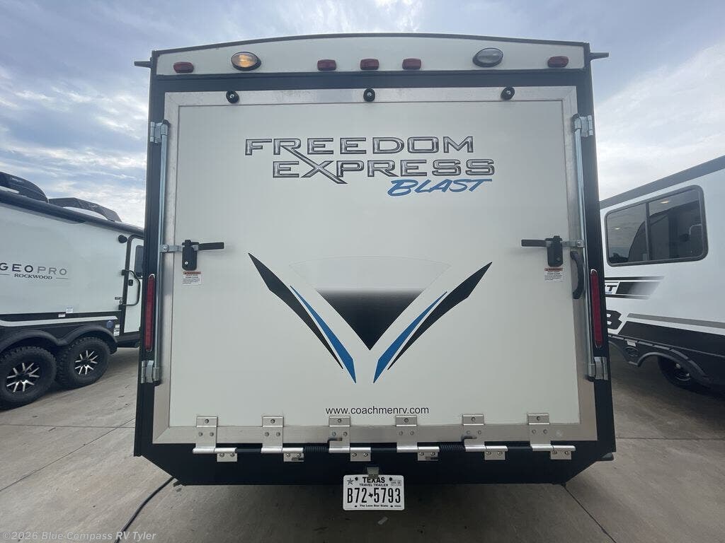 Used 2020 Coachmen Freedom Express Select 17BLSE available in Tyler, Texas