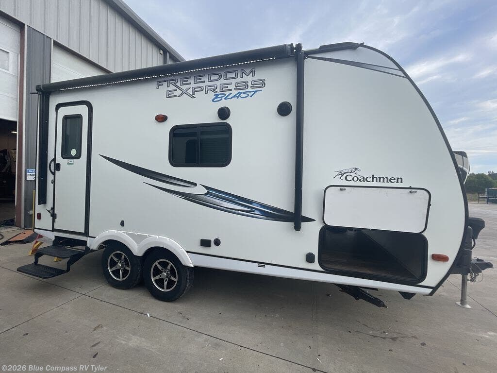 Contact us now about this 2020 Coachmen Freedom Express Select 17BLSE! 2020 Freedom Express Select 17BLSE by Coachmen from Blue Compass RV Tyler in Tyler, Texas