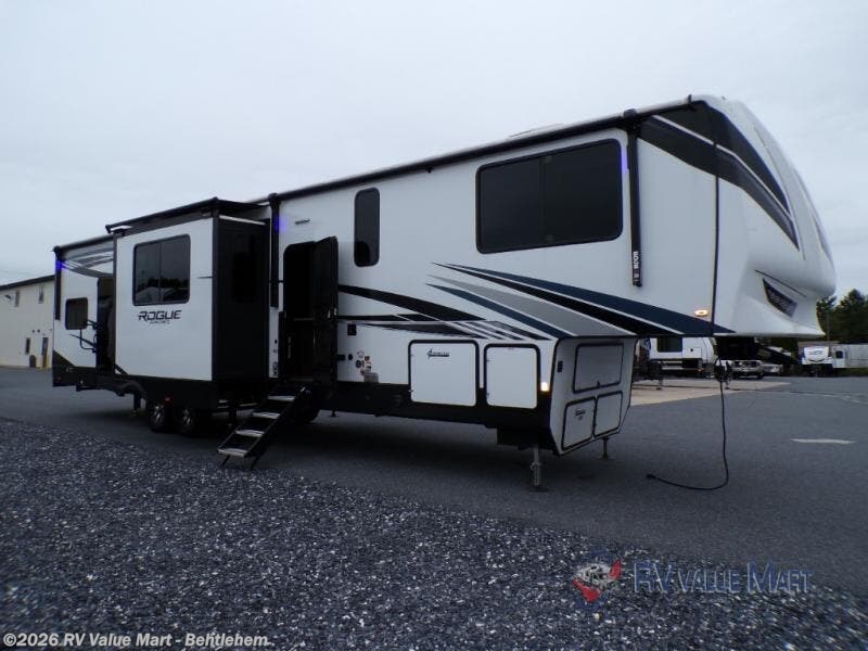 Email now about this 2022 Forest River Vengeance Rogue Armored VGF351G2! Used 2022 Forest River Vengeance Rogue Armored VGF351G2 available in Bath, Pennsylvania