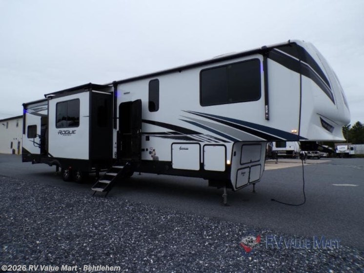 Email now about this 2022 Forest River Vengeance Rogue Armored VGF351G2! Used 2022 Forest River Vengeance Rogue Armored VGF351G2 available in Bath, Pennsylvania