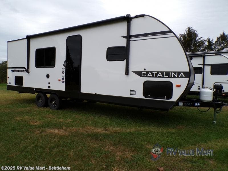 Email now about this 2026 Coachmen Catalina Summit Series 8 261BH! New 2026 Coachmen Catalina Summit Series 8 261BH available in Bath, Pennsylvania