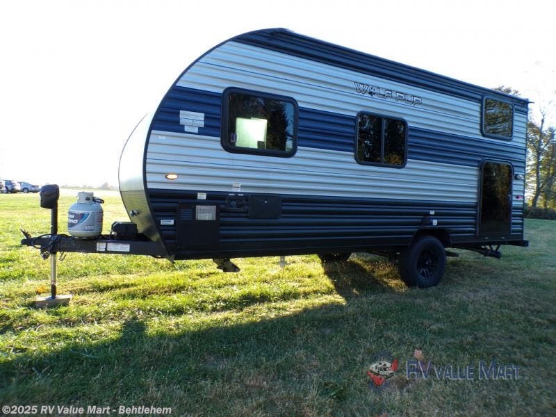 Contact us now about this 2022 Forest River Cherokee Wolf Pup 16BHS! 2022 Cherokee Wolf Pup 16BHS by Forest River from RV Value Mart - Behtlehem in Bath, Pennsylvania