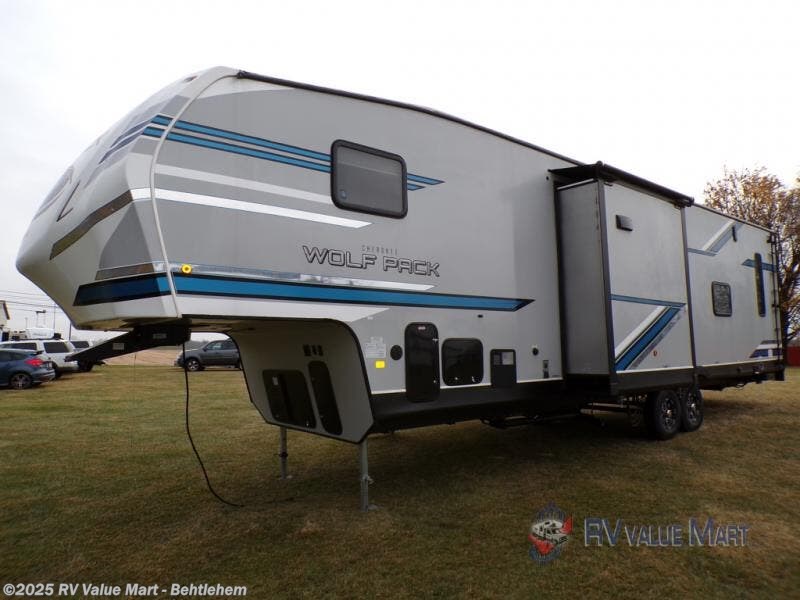 Contact us now about this 2020 Forest River Cherokee Wolf Pack 325PACK13! 2020 Cherokee Wolf Pack 325PACK13 by Forest River from RV Value Mart - Behtlehem in Bath, Pennsylvania