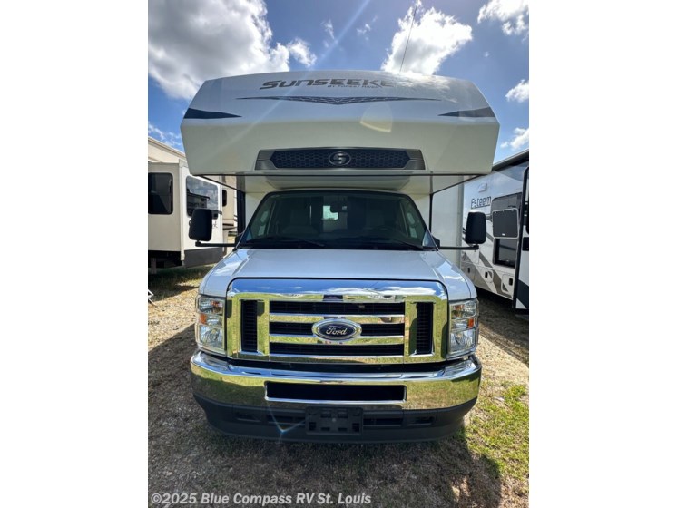 Email now about this 2025 Forest River Sunseeker LE 2550DSLE Ford! New 2025 Forest River Sunseeker LE 2550DSLE Ford available in Eureka, Missouri