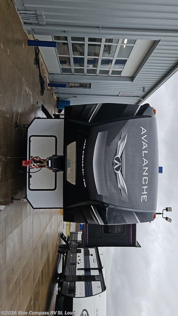 Used 2021 Keystone Avalanche 395BH available in Eureka, Missouri