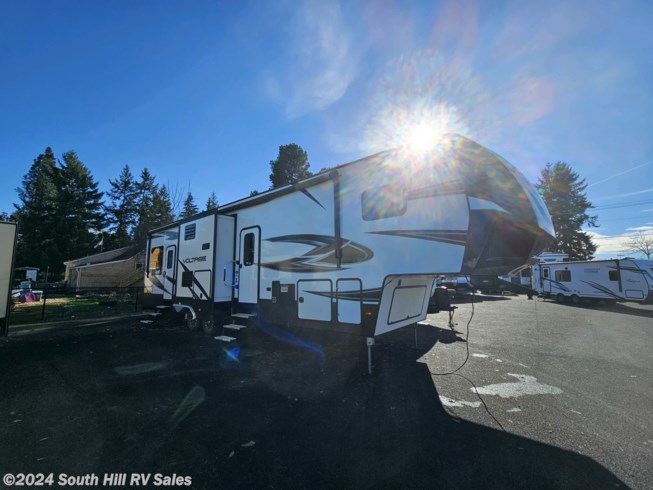 2018 Dutchmen Voltage V3305 - Used Toy Hauler For Sale by South Hill RV Sales in Yelm, Washington